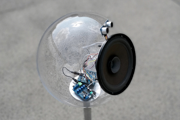 The Opensourcepraying Speaker of glass by ANINA